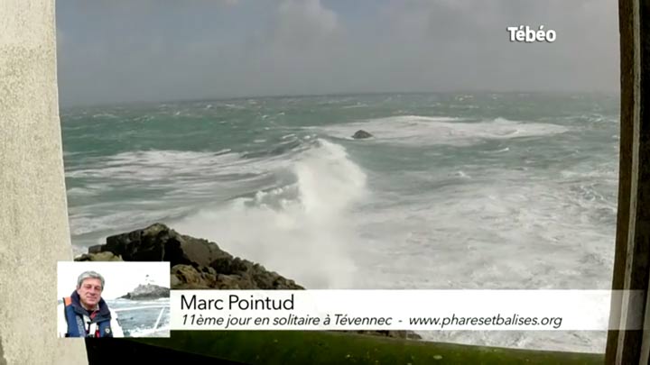 La tempête annoncé sur Tévennec arrive, découvrez en immersion les élements déchainé du Raz de Sein